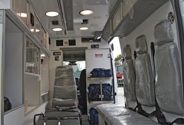 Ambulancia Tipo II - Imagen 2