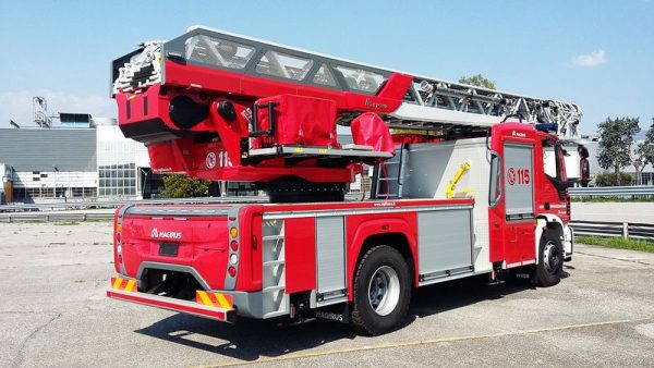 Vehículo Bomberos MAGIRUS M39L - Imagen 4